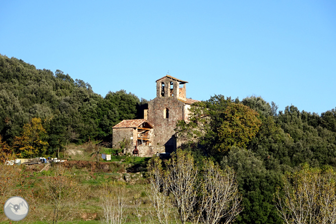 Por antiguos caminos de monjes en Sant Julià del Mont 1